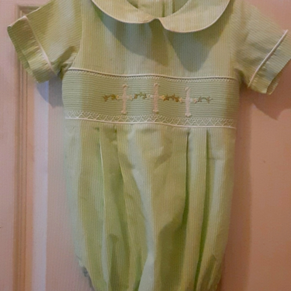 Easter embroidered boys shorttail